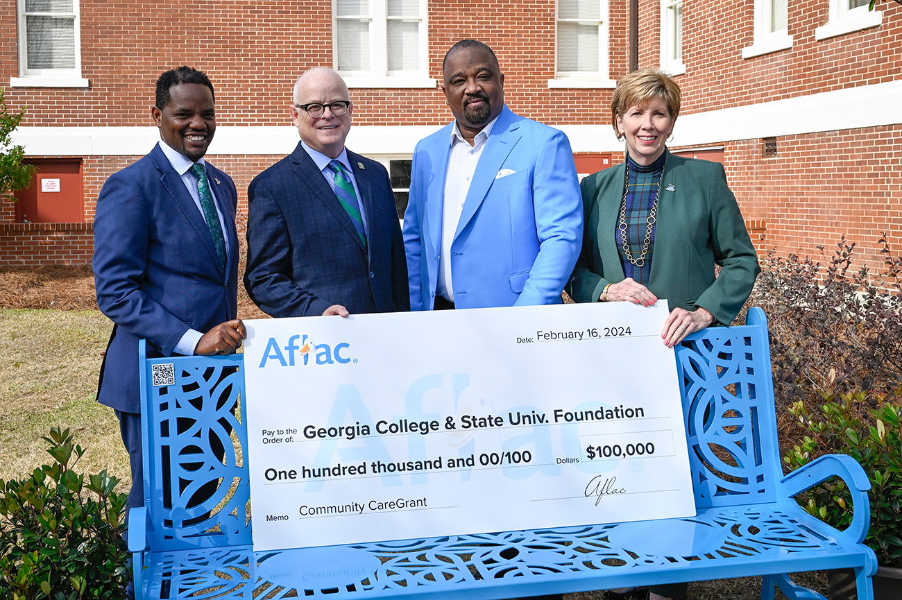 Image for GCSU alumnus presents $100,000 check to GCSU on behalf of Aflac