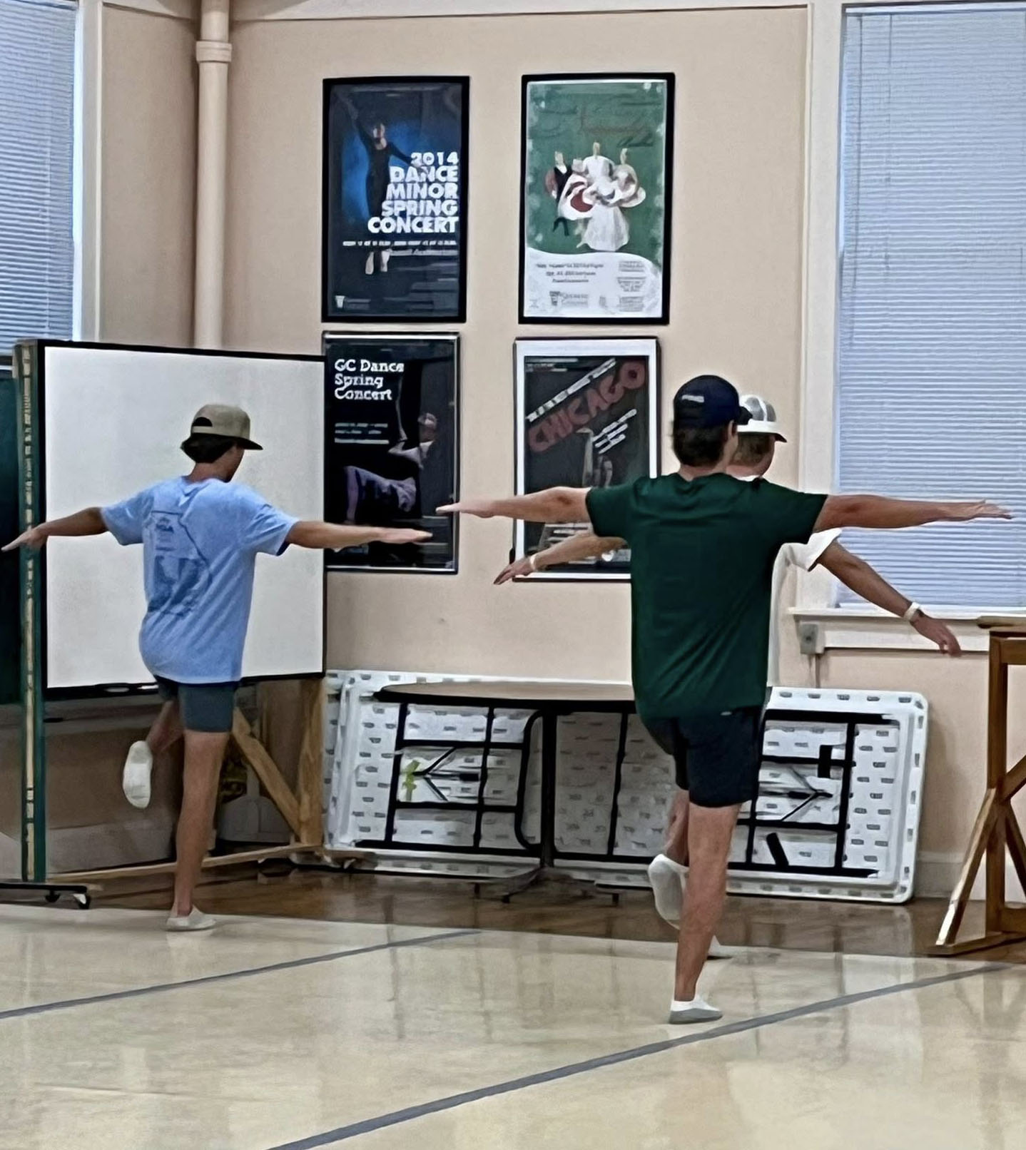 Golf team members are cross-training in ballet to increase core strength and balance. (Photo: Natalie King)