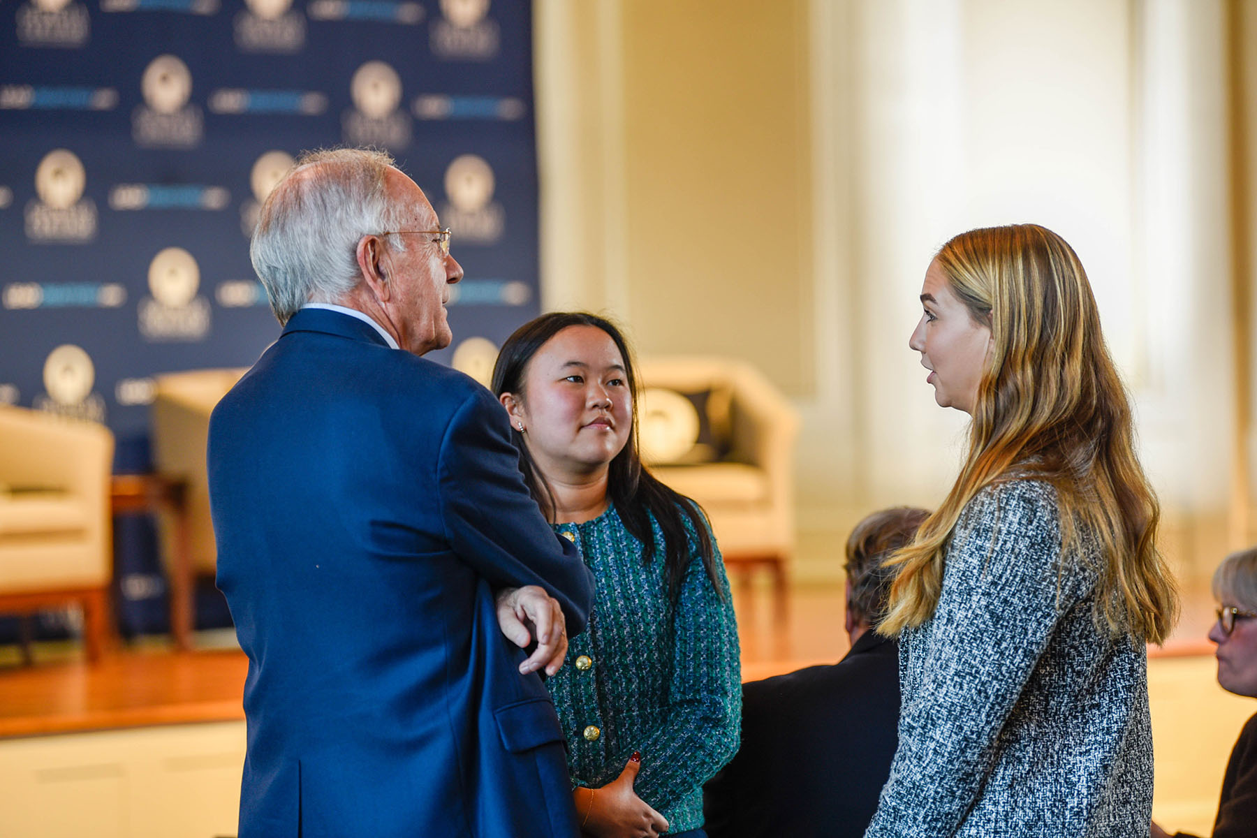 Image for Usery Forum speaker promotes ‘principled leadership’ in Veterans Day talk