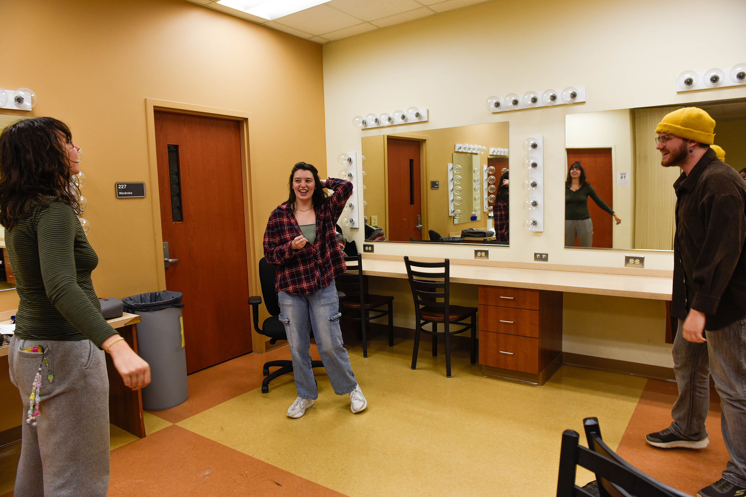 Image for 'Directing Scenes' provides theatre students and non-majors a springboard to the stage