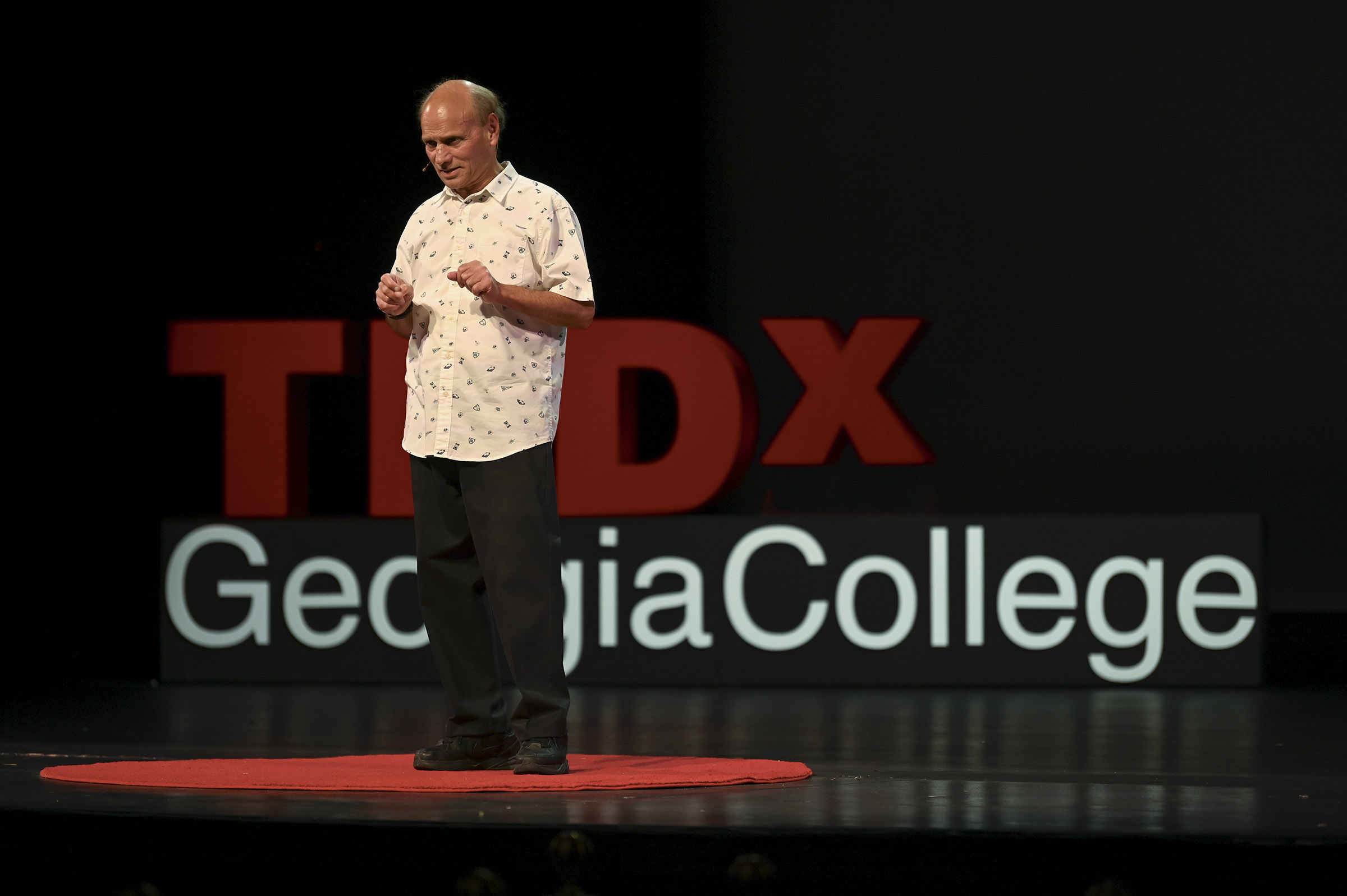 Image for Professor’s neuroscience TEDx Talk named Editor’s Pick, promoted internationally by TED
