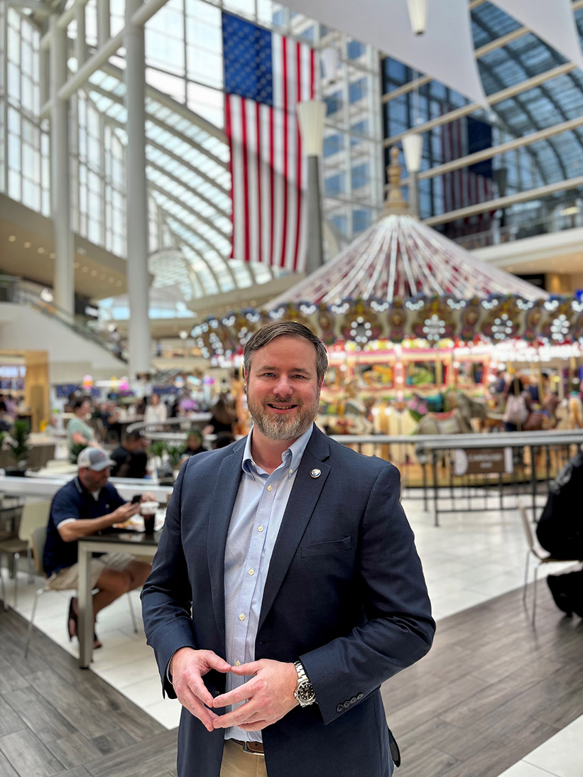 Image for Double Bobcat alumnus puts his degrees to work as city administrator for Hoover, Alabama