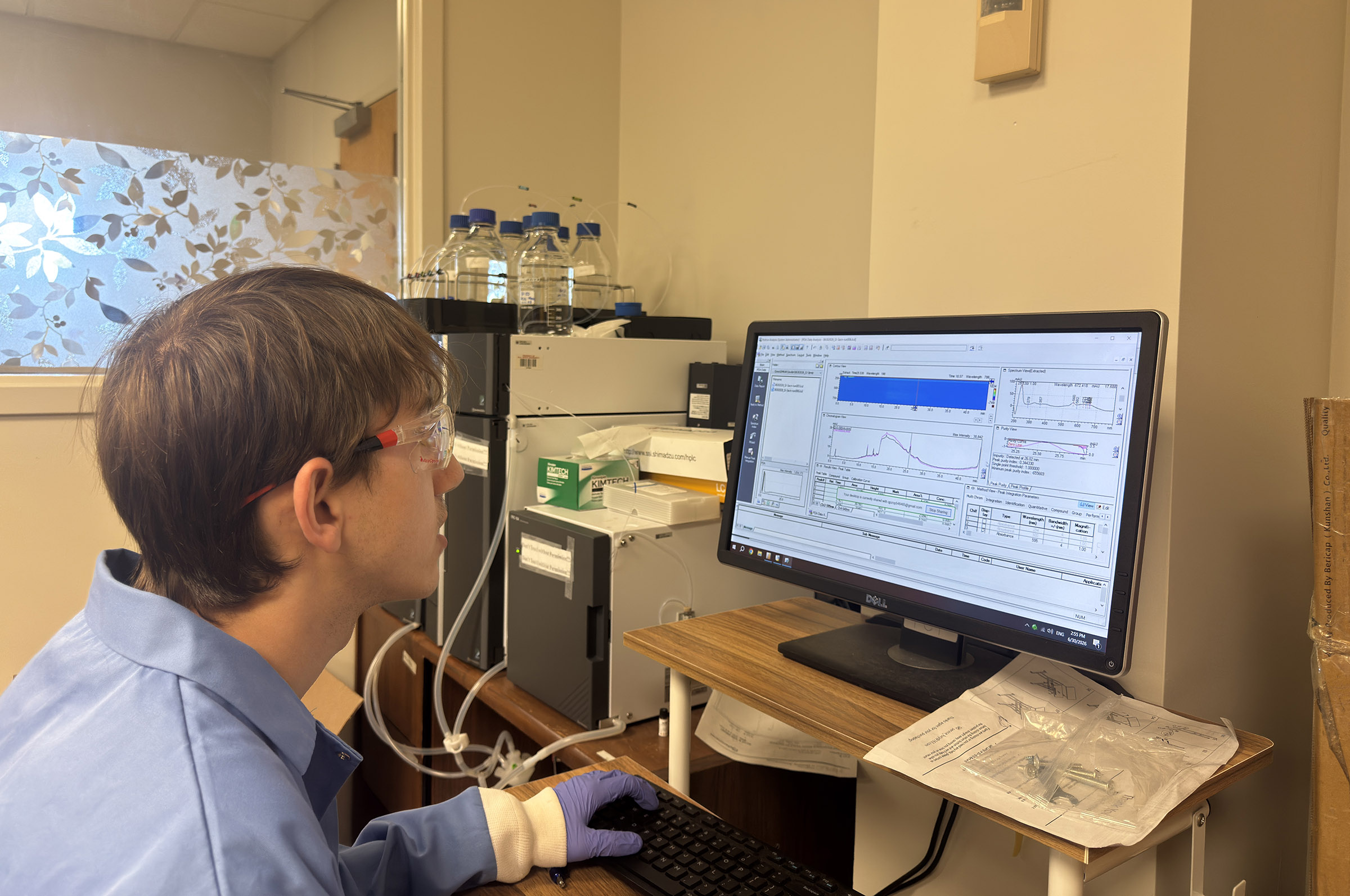 Jayden Kypri working in the lab at NC State