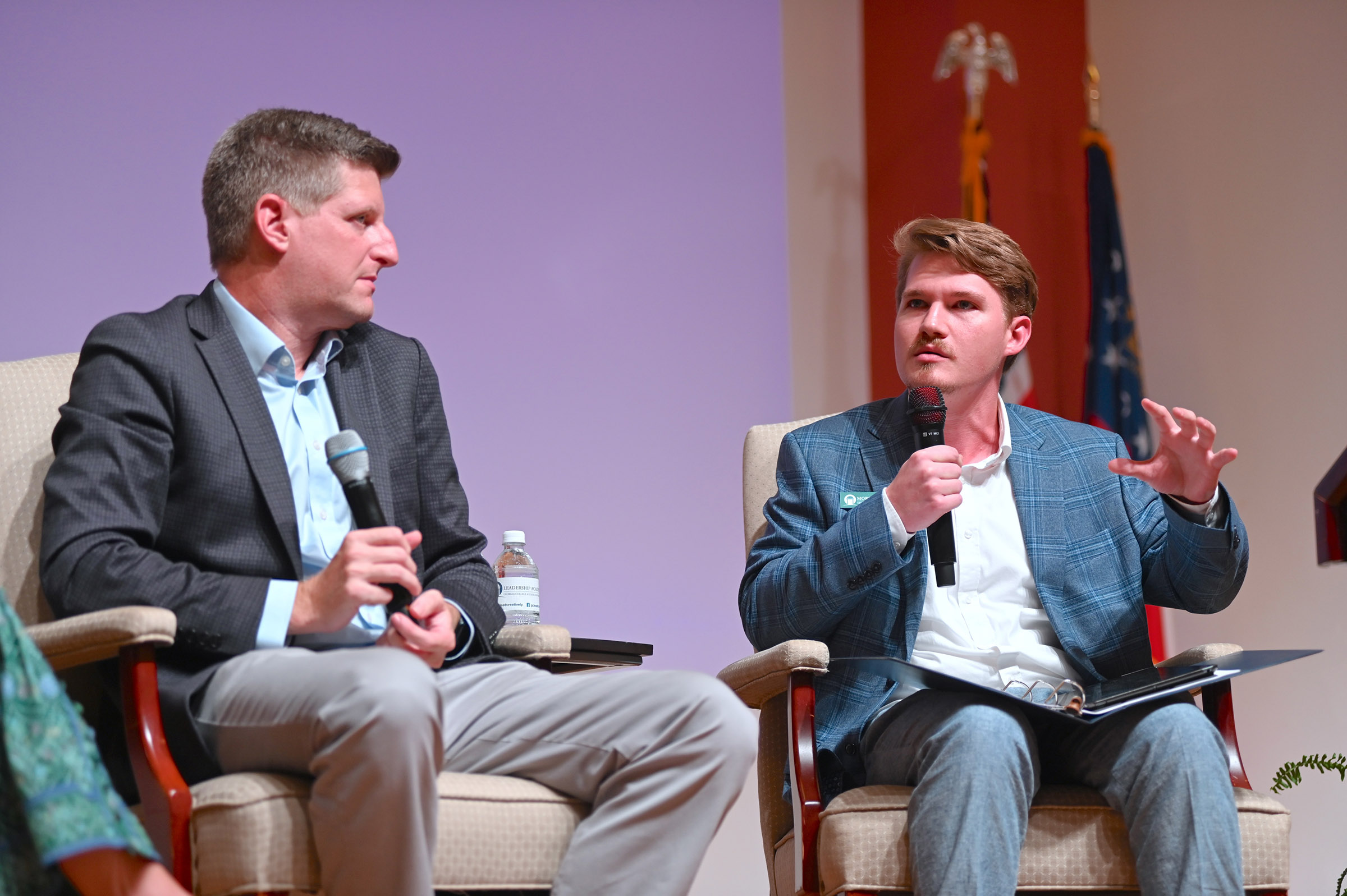 Usery Fellow Morgan Collins, right, asks Bluestein a question. (Photo: Gil Pound)