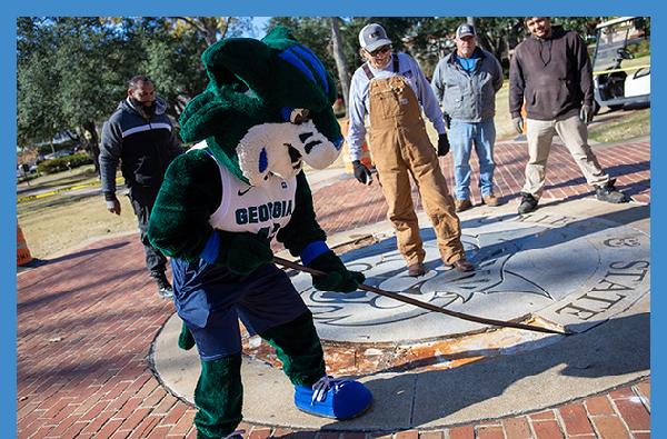 Facilities Management providing much-needed face lift to Front Campus centerpiece
