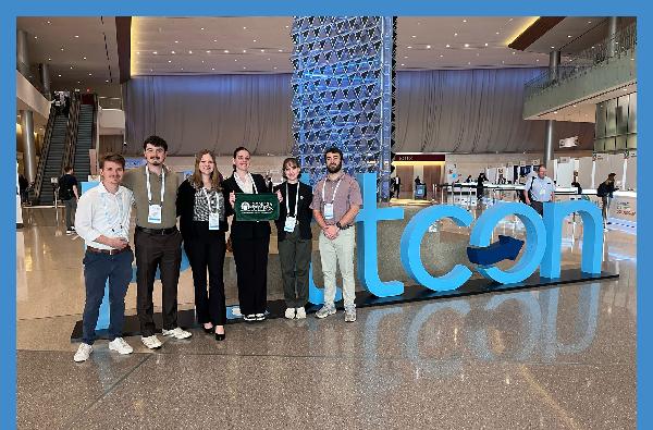 Chemistry undergrads present at PITTCON, the world's largest analytical chemistry conference